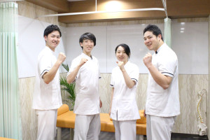 スタッフ集合写真