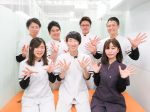 スタッフ集合写真