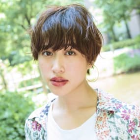 モデル まよよさん