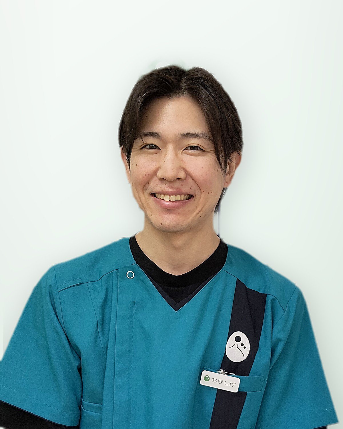 沖重　昂希